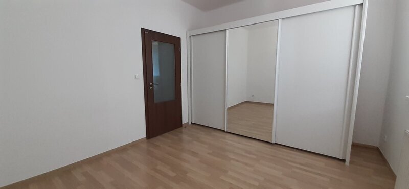 Pronájem cihlového 3+kk, 70 m2, přímo v centru Zlína, s výhledem na náměstí Míru