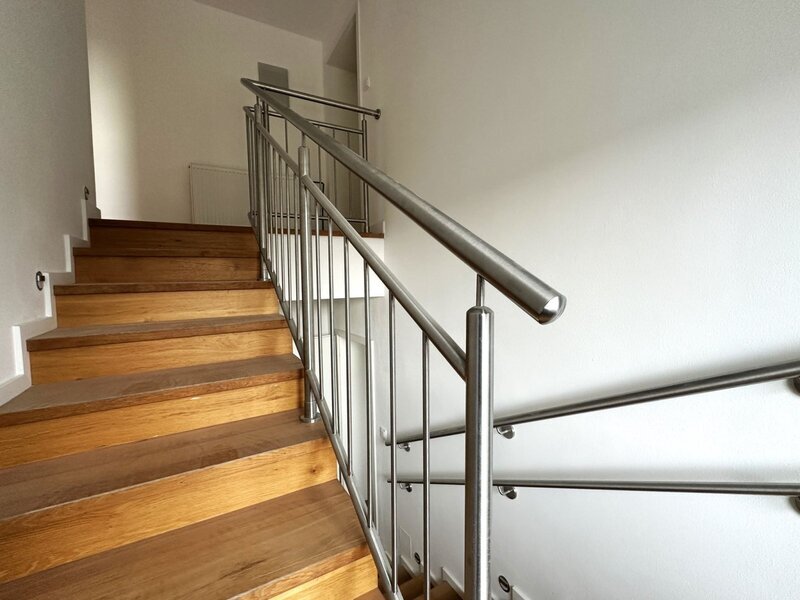 Prostorný rodinný dům 5+kk po kompletní rekonstrukci se zahradou, Otrokovice