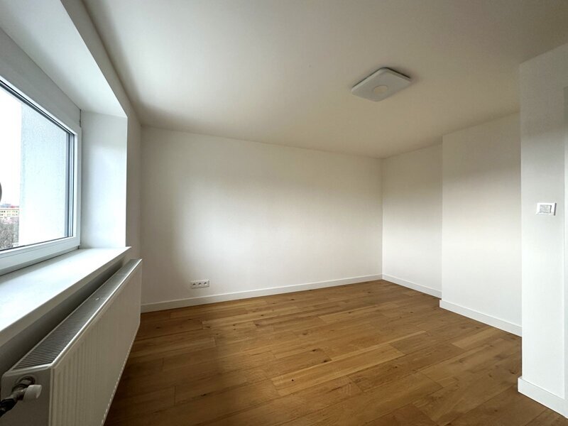 Prostorný rodinný dům 5+kk po kompletní rekonstrukci se zahradou, Otrokovice