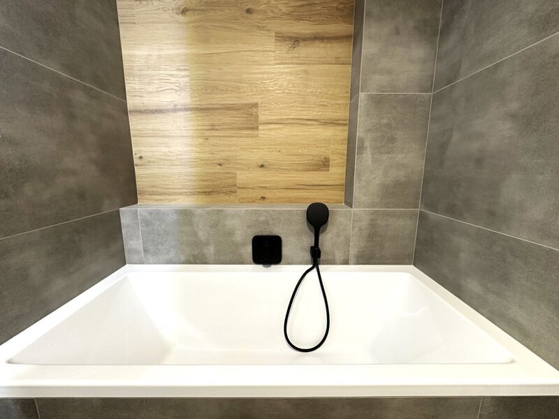 Prostorný rodinný dům 5+kk po kompletní rekonstrukci se zahradou, Otrokovice