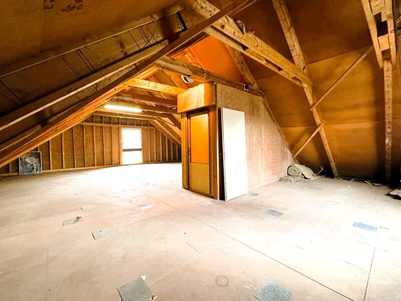 Rodinný dům s výjimečným výhledem a obrovským potenciálem – Zlín, Mladcová