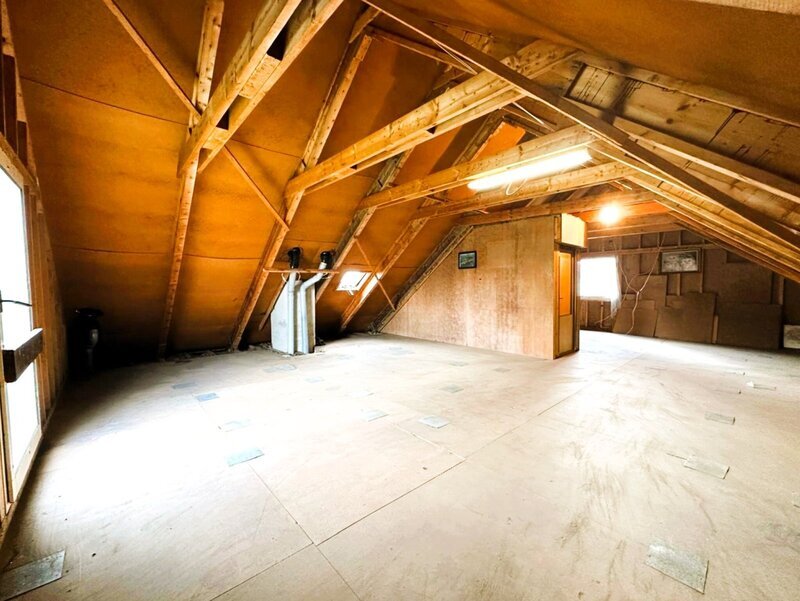 Rodinný dům s výjimečným výhledem a obrovským potenciálem – Zlín, Mladcová