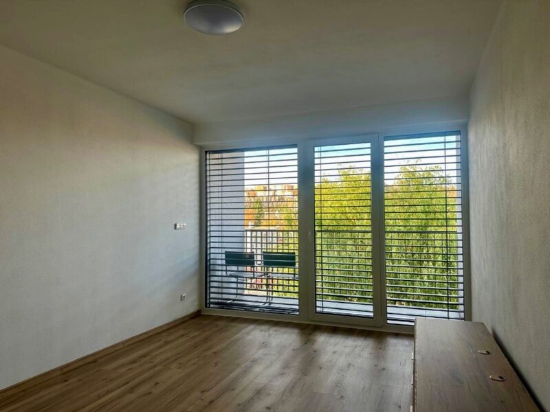 Pronájem bytu 1+kk s lodžií v centru města Zlín