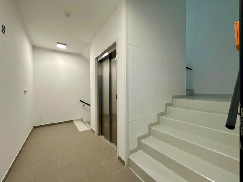 Pronájem bytu 1+kk s lodžií v centru města Zlín