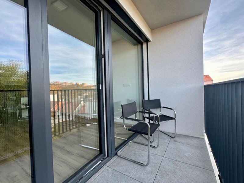 Pronájem bytu 1+kk s lodžií v centru města Zlín