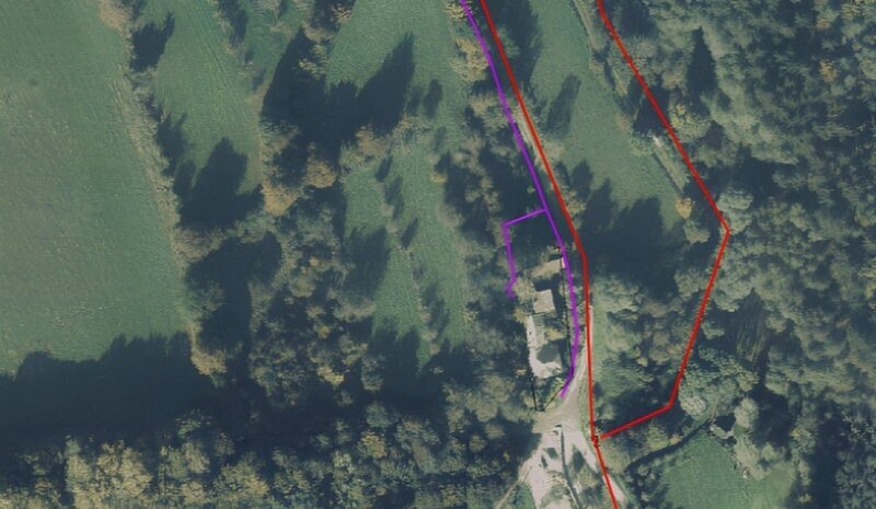Prodej stavebního pozemku 11 547 m² se stávající zástavbou – Zádveřice–Raková