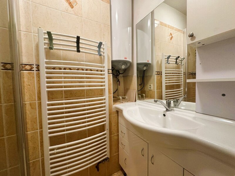 Pronájem útulného bytu 2+kk se zahradou v centru Zlína