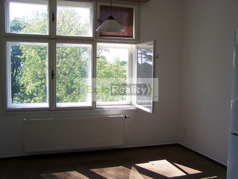 Pronájem bytu 2+1, 70 m2, v samém centru krajského města Zlín, ul. Sadová