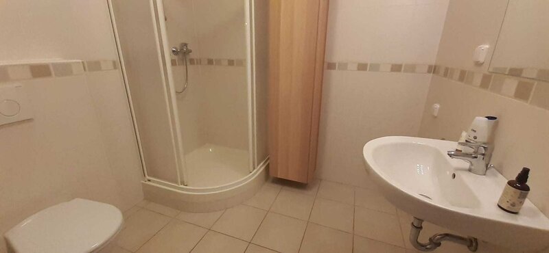 Pronájem 1+kk v novostavbě, Zelinova na Jižních Svazích, s lodžií, sklepem, luxusní výhled z lodžie