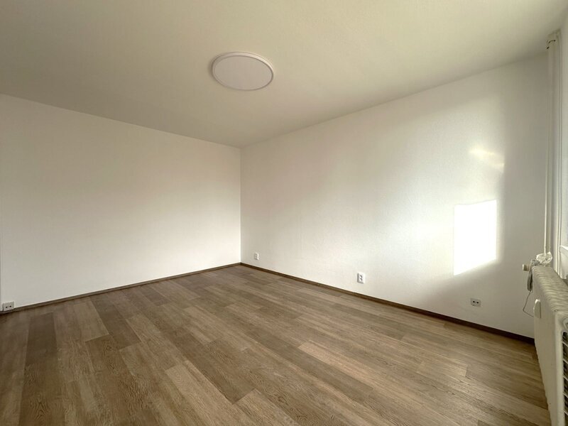 Pronájem bytu 1+1 s lodžií po kompletní rekonstrukci – Otrokovice