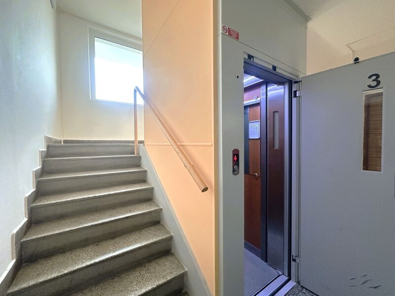 Pronájem bytu 1+1 s lodžií po kompletní rekonstrukci – Otrokovice