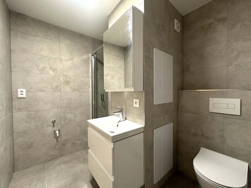 Pronájem bytu 1+1 s lodžií po kompletní rekonstrukci – Otrokovice