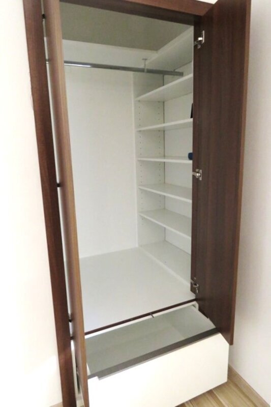 Pronájem zrekonstruovaného bytu 2+kk se zahradou – Zlín, Lesní čtvrť