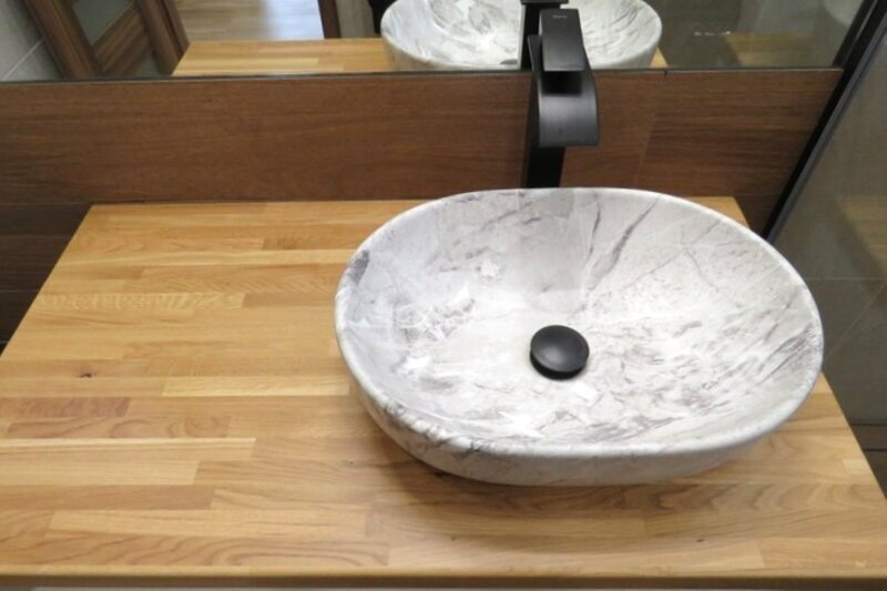 Pronájem zrekonstruovaného bytu 2+kk se zahradou – Zlín, Lesní čtvrť