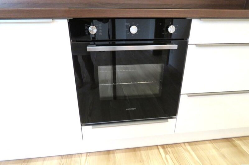 Pronájem zrekonstruovaného bytu 2+kk se zahradou – Zlín, Lesní čtvrť