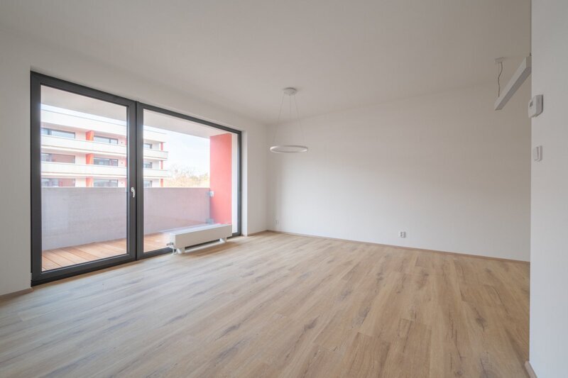 Pronájem nového bytu 2+kk s terasou a garážovým stáním – Rezidence Bartoška, Zlín.