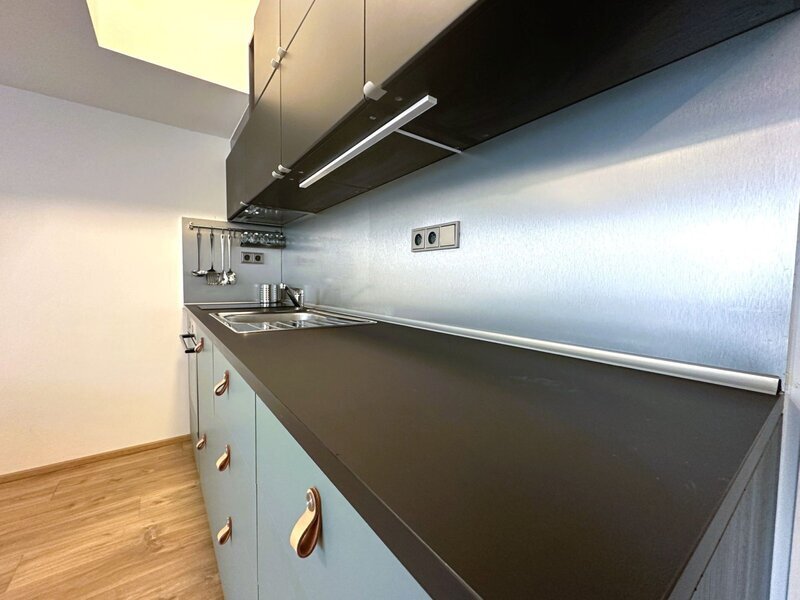 Pronájem krásného bytu 1+kk se zahrádkou a parkovacím stáním – Malenovice, Hřebíčkova