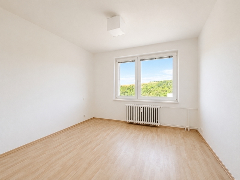 Pronájem bytu 2+1, 58 m² s prostornou lodžií a krásným výhledem – Zlín, ul. Družstevní
