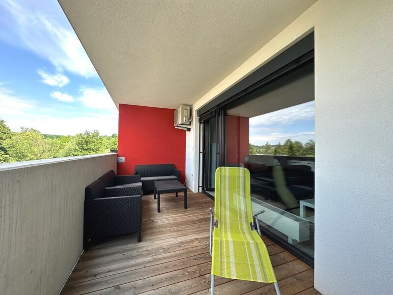 Pronájem moderního bytu 1+kk s terasou a sklepem ve Zlíně.