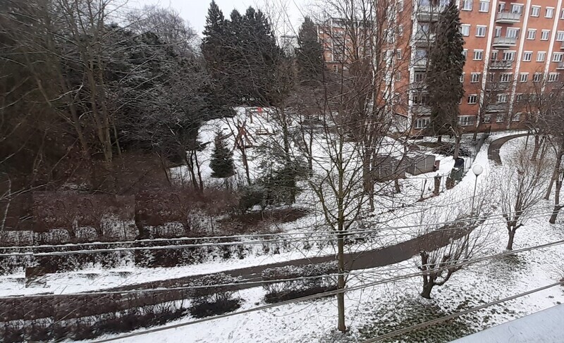 Prodej velký cihlový byt 4+1 ve Zlíně o rozloze 101 m2, s balkonem, ve 3.NP, lokalita Díly