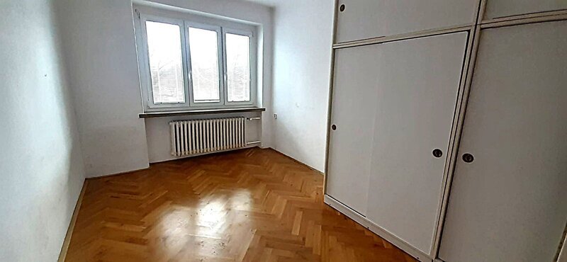 Prodej velký cihlový byt 4+1 ve Zlíně o rozloze 101 m2, s balkonem, ve 3.NP, lokalita Díly