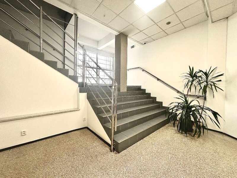 Pronájem komerčních prostor 70 m² – centrum Zlína, ulice Bartošova