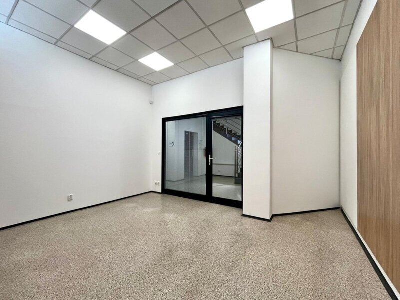 Pronájem komerčních prostor 70 m² – centrum Zlína, ulice Bartošova