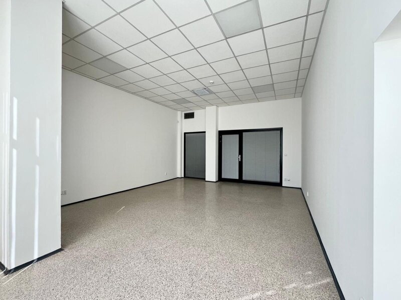 Pronájem komerčních prostor 70 m² – centrum Zlína, ulice Bartošova