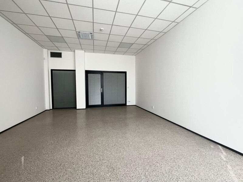 Pronájem komerčních prostor 70 m² – centrum Zlína, ulice Bartošova