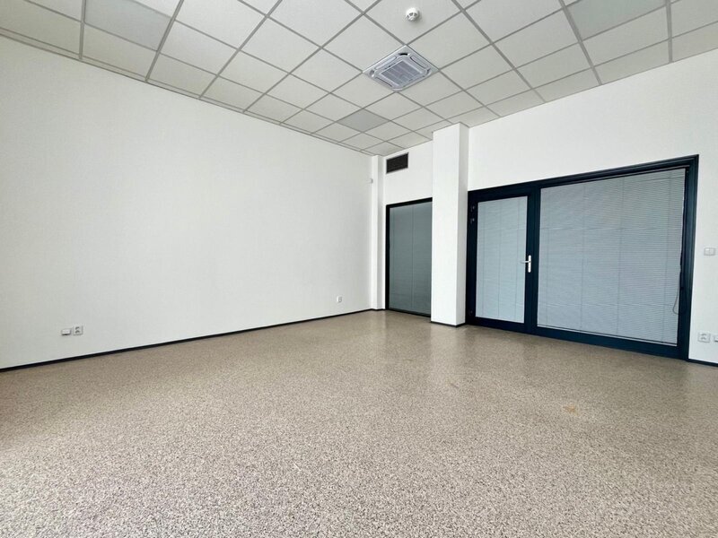 Pronájem komerčních prostor 70 m² – centrum Zlína, ulice Bartošova