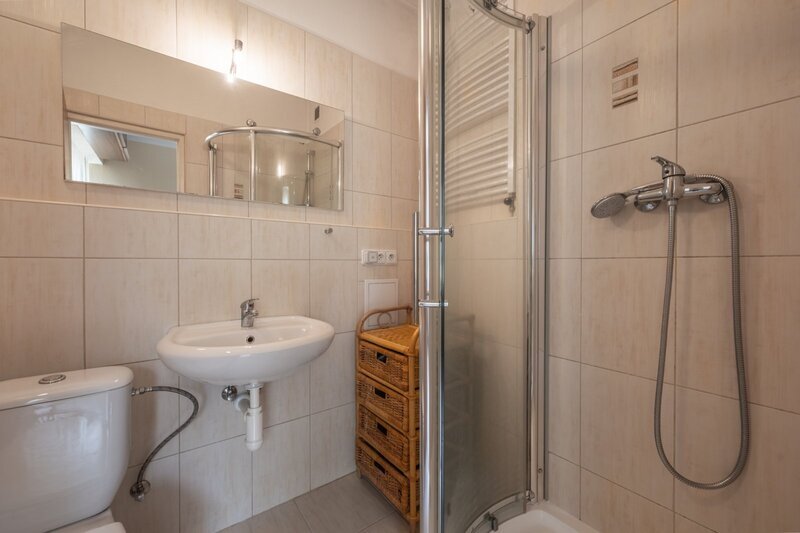 Prodej čtvrt domku 3+kk se zahradou a jedním parkovacím stáním – Zlín, Letná - ulice Kotěrova