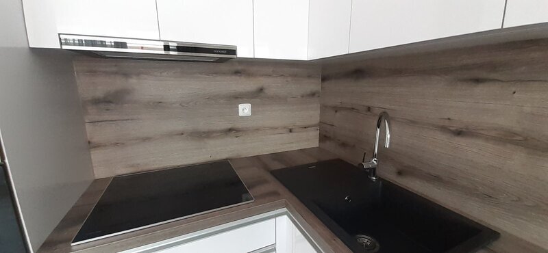 Pronájem částečně zařízené novostavby 1+kk 47 m2, s terasou, novostavba Rezidence Bartoška