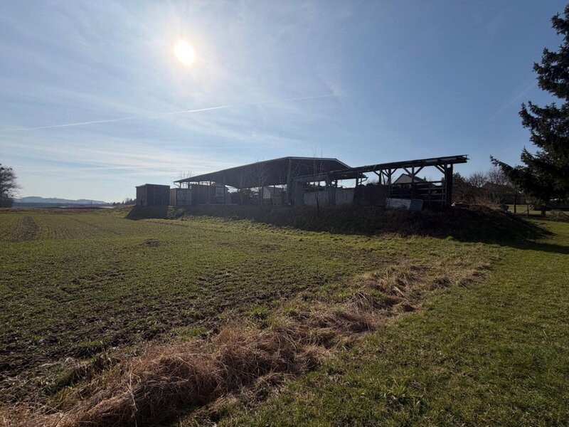 Prodej pozemku v Míškovicích pro komerční využití – výroba a skladování