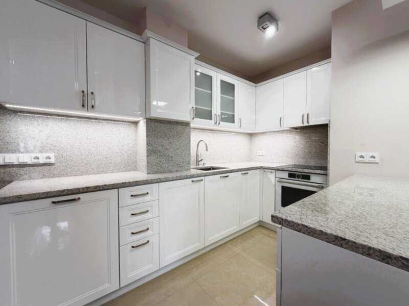 Pronájem luxusního bytu 4+kk, 107 m², dvě parkovací stání – Tyršovo nábřeží, Zlín