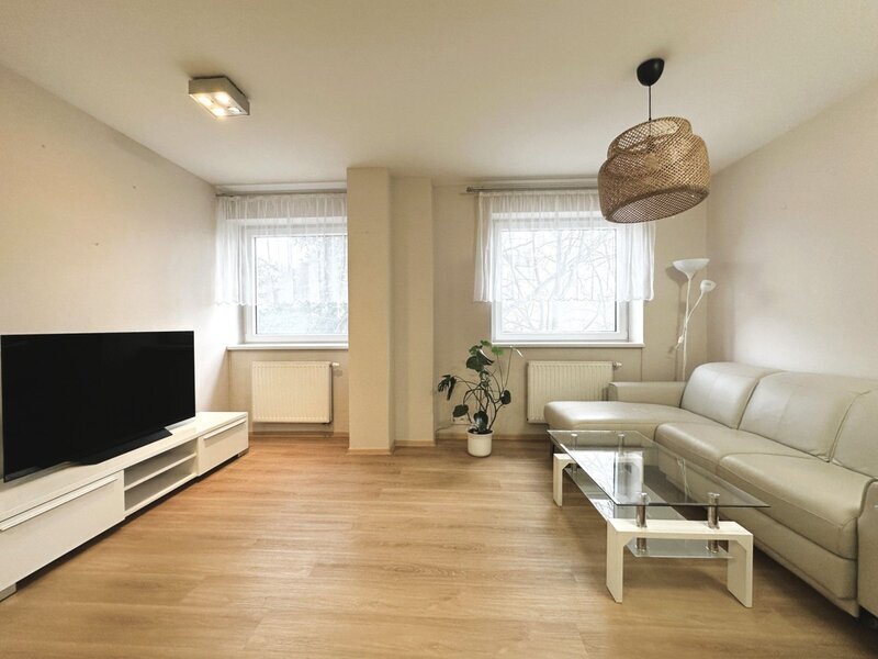 Pronájem luxusního bytu 4+kk, 107 m², dvě parkovací stání – Tyršovo nábřeží, Zlín