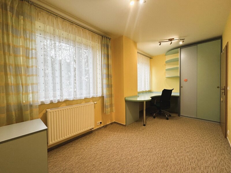 Pronájem luxusního bytu 4+kk, 107 m², dvě parkovací stání – Tyršovo nábřeží, Zlín