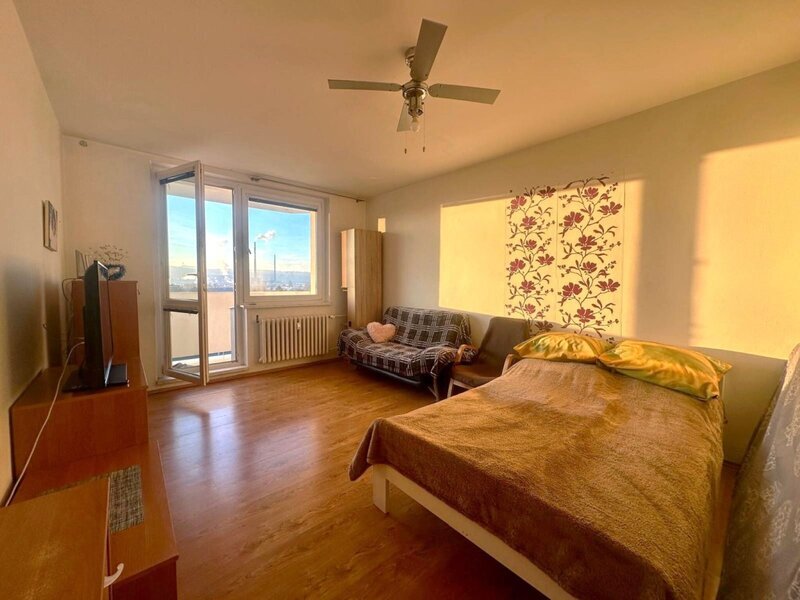 Prodej bytu 1+kk s lodžií a sklepem, 31 m², Otrokovice – Kvítkovice