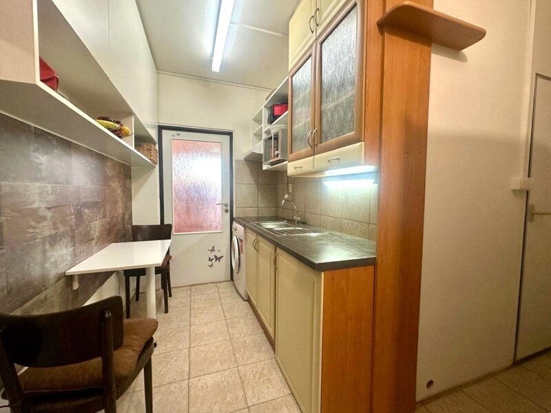 Prodej bytu 1+kk s lodžií a sklepem, 31 m², Otrokovice – Kvítkovice