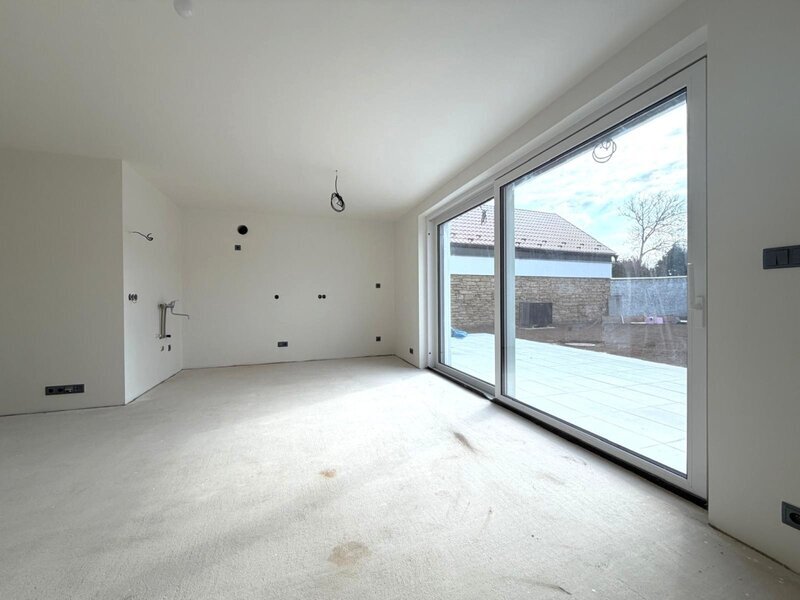 Prodej moderního rodinného domu 5+kk s garáží a zahradou – Míškovice u Zlína