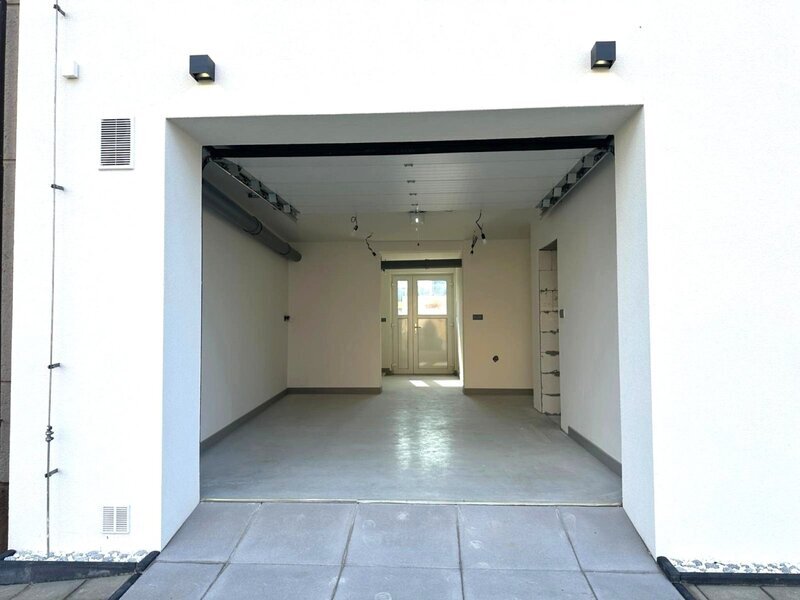 Prodej moderního rodinného domu 5+kk s garáží a zahradou – Míškovice u Zlína