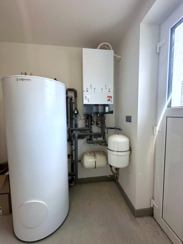 Prodej moderního rodinného domu 5+kk s garáží a zahradou – Míškovice u Zlína