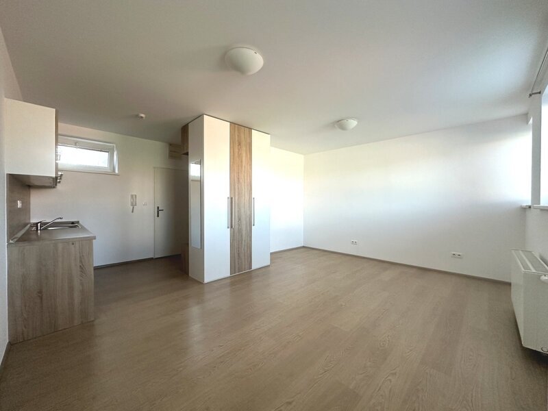 Pronájem bytu 1+kk s parkovacím stáním, 29 m², Zlín – Bartošova čtvrť