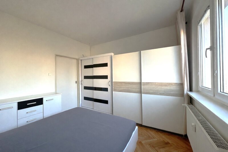 Prodej bytu 3+1 s balkonem – Zlín, Malenovice, ul. Husova