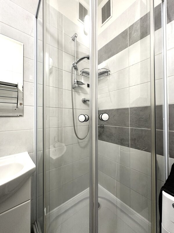 Prodej bytu 3+1 s balkonem – Zlín, Malenovice, ul. Husova