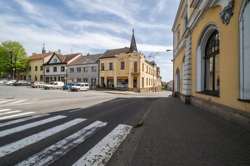 Prodej  multifunkčního domu pro bydlení a podnikání.