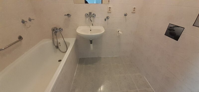 Pronájem cihlového 2+1, rozloha 48 m2, Zlín, Kudlov, ul.