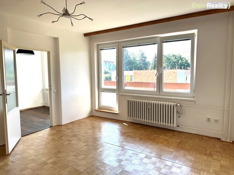Pronájem bytu 4+1, 91 m², Zlín – Jižní Svahy, ul. Družstevní