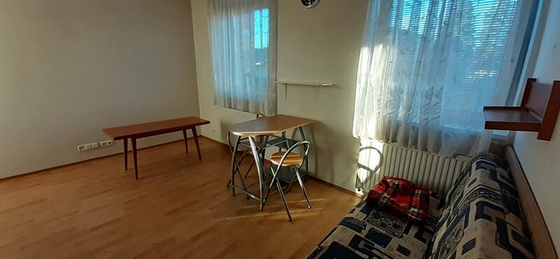 Pronájem pěkného 1+kk, s balkonem, Fryšták, ul. Holešovská