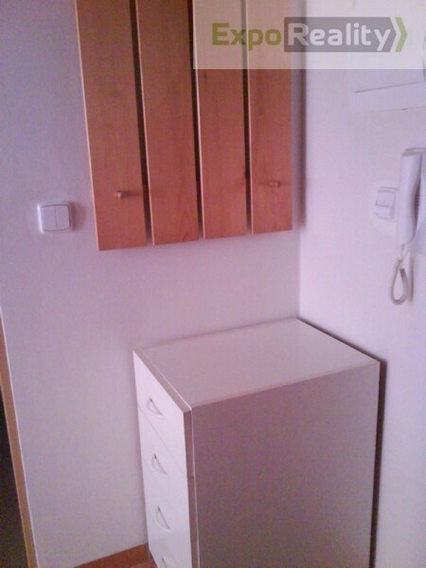 Pronájem pěkného 1+kk, s balkonem, Fryšták, ul. Holešovská