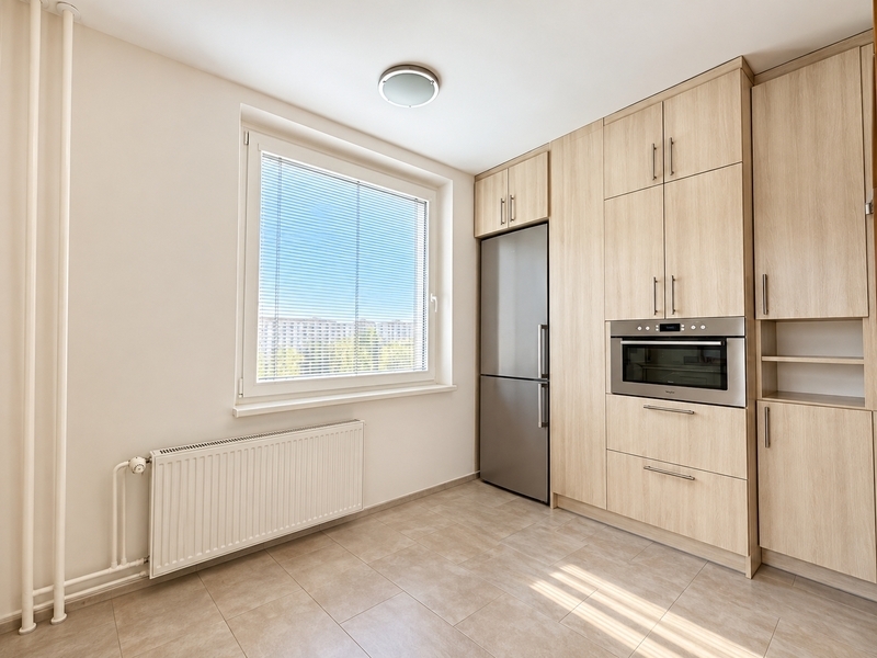 Prodej bytu 3+1 s prostornou lodžií, 72 m² – Otrokovice, ul. SNP